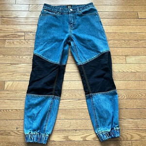 [26]BDG High Rise Jogger Jeans